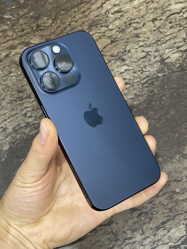 Apple iPhone: IPhone 15 Pro, 256 ГБ, Защитное стекло, Чехол, 89 %