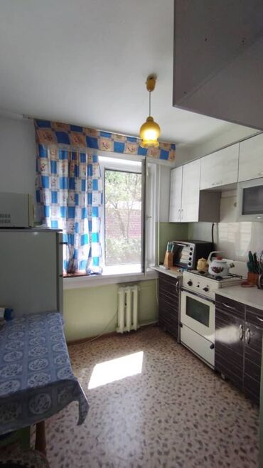 Продажа квартир: 1 комната, 32 м², 104 серия, 2 этаж, Косметический ремонт