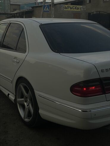 шины на 17 зимние: Диски R 19 AMG, Комплект, Б/у
