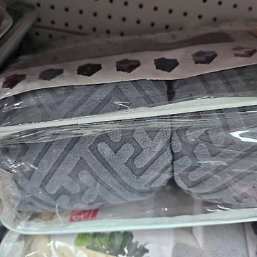 Posteljina: Posteljine i dekorativna posteljinska konfekcija – širok izbor dezena — 7