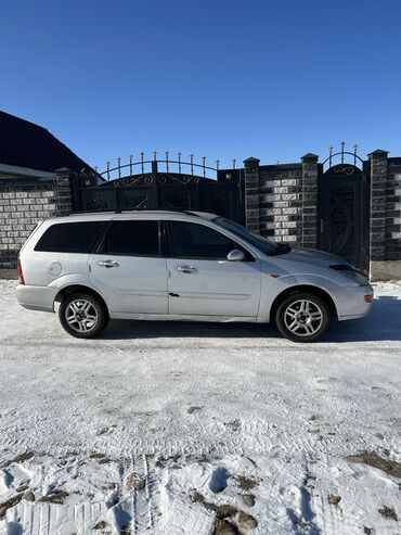 Ford: Ford Focus: 2001 г., 1.6 л, Механика, Бензин, Универсал