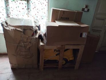 ikinci əl moykalar: Pulwa markalı, sarı rəngli, təkərli yuyucu maşın. Bu model təkərlər