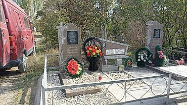 Ритуальные услуги: Облицовка надгробий, Уход за могилами, Изготовление табличек | Габбро, Мрамор, Гранит | Установка, Оформление — 15