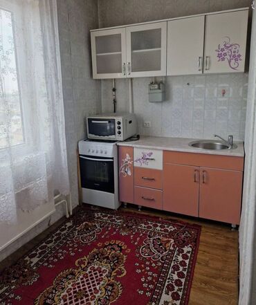 квартира моладая гвардия: 1 комната, 35 м², 105 серия, Косметический ремонт