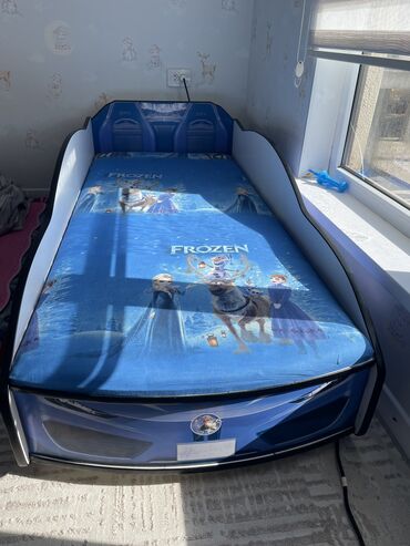 продаю детский кровать: Односпальная кровать, Для девочки, Б/у