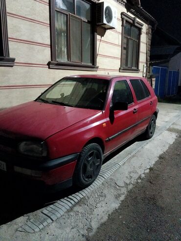 машинка для полировки авто бу: Volkswagen Golf: 1994 г., 1.6 л, Механика, Бензин, Хэтчбэк