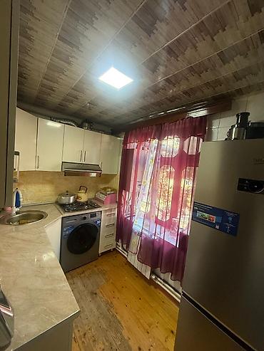 Mənzil kirayələyirəm: Mənzilin təsviri 67000 min SATILIR - Geniş, işıqlı zal: L formalı — 13