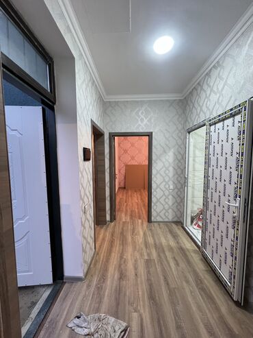 metroya yaxin satilan heyet evleri: 2 otaqlı, 90 kv. m, Yeni təmirli