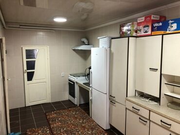 Продажа домов: Дом, 300 м², 8 комнат, Собственник — 10