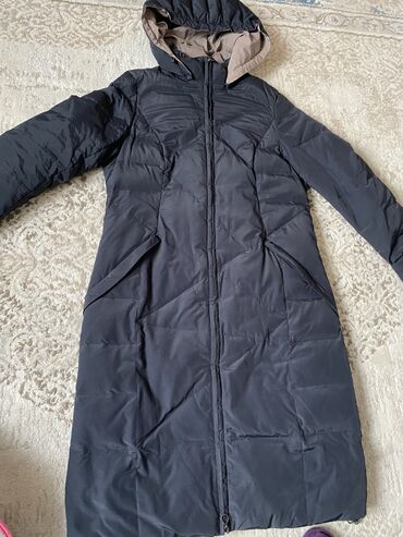 зимние куртки бишкек женские: Пуховик, Длинная модель, 2XL (EU 44)