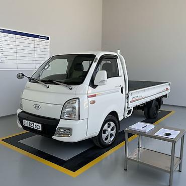 b4 б4: Hyundai Porter: 2020 г., 2.5 л, Механика, Дизель, Лимузин — 3