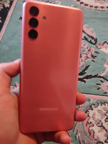 телефон реалми 8: Realme Б/у, 64 ГБ, цвет - Красный, 1 SIM, 2 SIM