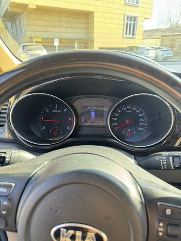 Kia: Kia Carnival: 2019 г., 2.2 л, Автомат, Дизель, Минивэн — 10