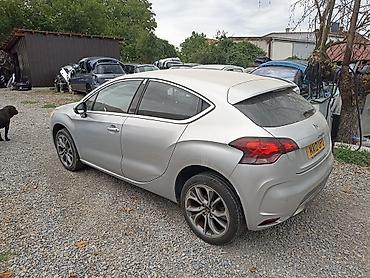 manuel auto: Citroën DS4, srebrna metalik boja, hečbek sa 5 vrata. Delovi na — 5