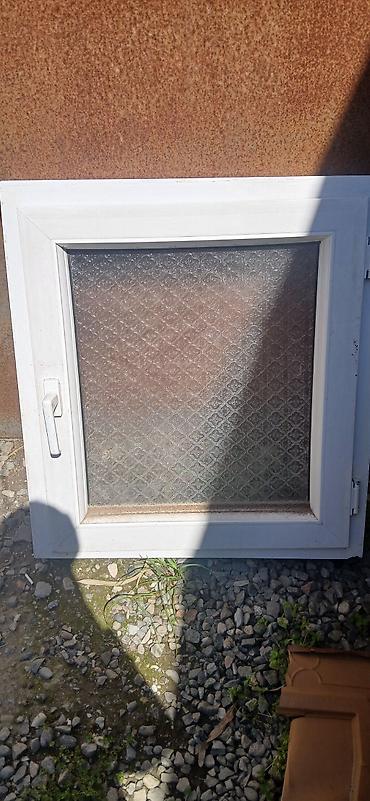 москитные сетки установка: PVC pəncərə çərçivəsi və şəbəkə (ağ rəngdə) - Material: PVC çərçivə — 2
