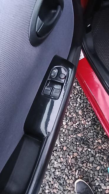 Honda: Honda Fit: 2002 г., 1.3 л, Автомат, Бензин, Хэтчбэк — 5