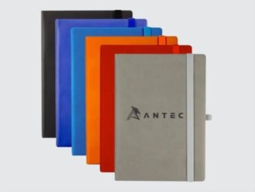Bloknotlar: ANTEC loqosu ilə bəzədilmiş, müxtəlif rənglərdə (qara, göy, narıncı