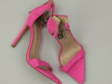 buty ocieplane ccc: Boohoo, Sandals for women, size 37