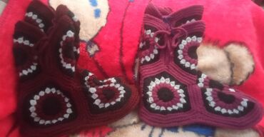 Tərliklər: Tərliklər, Ölçü: 39, Yeni — 9