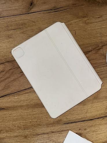 чехол на ключ: Клавиатура‑чехол Apple Magic Keyboard для iPad (белый цвет) - — 3