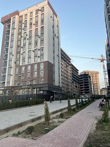 3 комнаты, 102 м², АУЦА Элитка, 13 этаж, ПСО (под самоотделку)