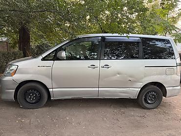 noah town ace: Toyota Noah: 2002 г., 2 л, Автомат, Бензин, Минивэн — 3