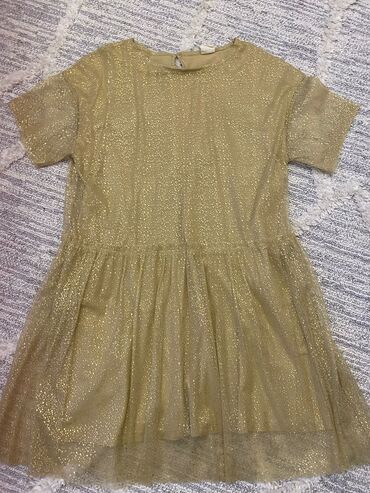 Джинсы и брюки: ZARA 11-13
20 AZN