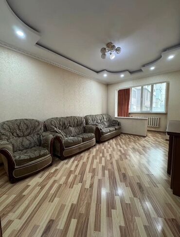 сокулуктан квартира сатылат: 3 бөлмө, 82 кв. м, 106-серия, 2 кабат, Эски ремонт