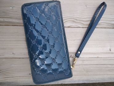 Women's wallet
