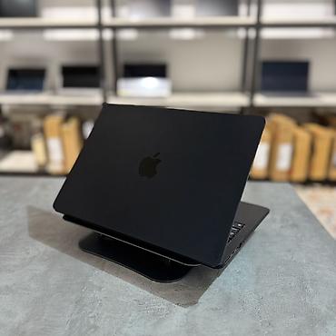 Ноутбуки Apple (MacBook): Ультрабук, Б/у, Apple M2, ОЗУ, RAM: 8 ГБ, В рассрочку — 4