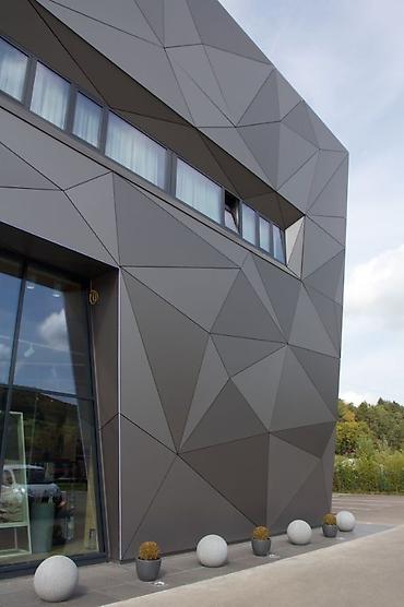 Фасадные работы: Ремонт фасада, Фасадный декор | Лепнина, Рамки, Моноблоки | Гранит, Американка, Алюкобонд | Керамзит, Пенопласт, Penoplex Больше 6 лет опыта — 13