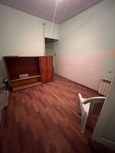 Uzunmüddətli kirayə mənzillər: Sabunçu rayonu Bakıxanov qəsəbəsində İcra hakimiyyətinin arxasında 2-3 — 9