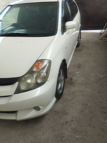 обмен авто с доплатой: Honda Stream: 2004 г., 0.2 л, Автомат, Бензин, Минивэн