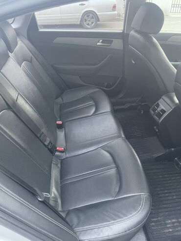 Hyundai: Hyundai Sonata: 2018 г., 2 л, Автомат, Газ, Седан — 8