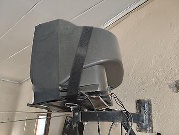 ТВ и видео: JVC kineskop TV - Brend: JVC - Ekran: kineskop (CRT), təxmini 19–21 — 2