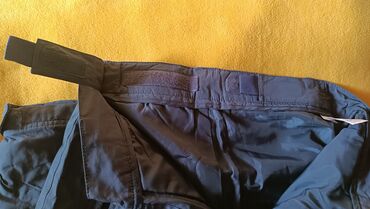 Верхняя одежда: ТЕПЛЫЕ ШТАНЫ,на мальчика. Широкие. На 10-12 лет. Цвет серый. Есть at lalafo.kg — 4 Верхняя одежда: ТЕПЛЫЕ ШТАНЫ,на мальчика. Широкие. На 10-12 лет. Цвет серый. Есть — 4