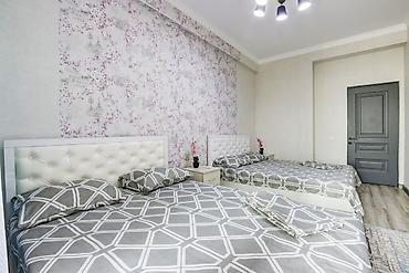 hostel osh: 3 комнаты, Бишкек Парк ТРЦ, Душевая кабина, Постельное белье, Кондиционер — 10