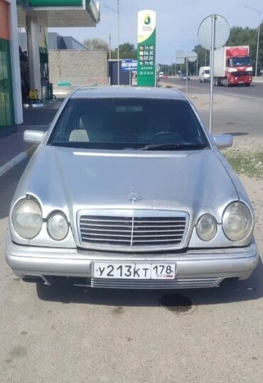 шины размер 18: Mercedes-Benz 220: 1995 г., 2.8 л, Механика, Бензин, Седан
