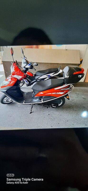 moped teker: - KANUNÌ 110 sm3, 2022 il, 2000 km