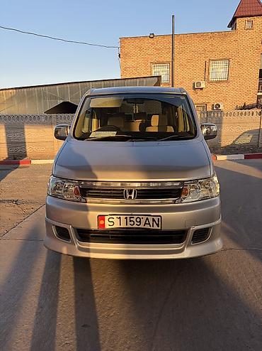 машина газель: Honda Stepwgn: 2005 г., 2 л, Автомат, Минивэн — 1