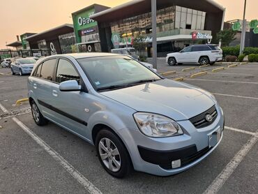 Kia: Kia Rio: 1.5 l |