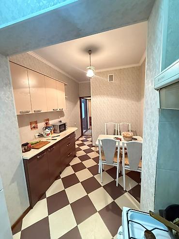 Продажа квартир: 1 комната, 66 м², 6 мкр 105 серия, 8 этаж, Евроремонт — 3