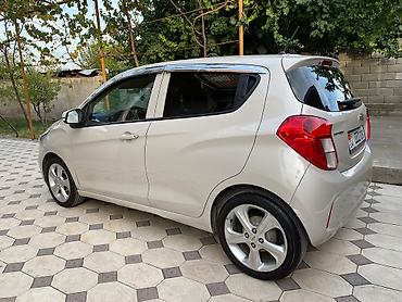 Chevrolet Spark: 2020 г., 1 л, Автомат, Бензин, Хетчбек — 4