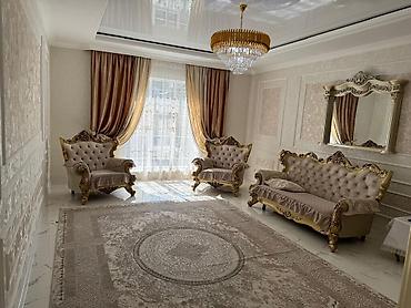 Продажа коттеджей и домов: Продаётся уютный дом в Золотом квадрате. Хорошее расположение, все — 1