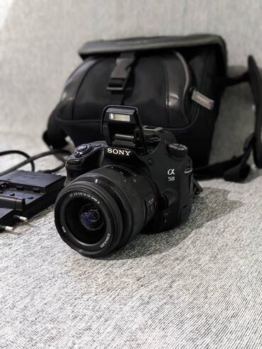 Фото и видеокамеры: Профессиональный фотоаппарат sony α58 с кмоп-матрицей aps-c в