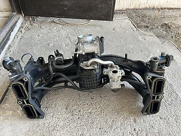 Впускной коллектор в сборе для бензинового двигателя Subaru outback