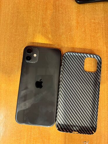 Apple iPhone: IPhone 11, Б/у, 64 ГБ, Черный, Защитное стекло, Чехол, Коробка, 74 %