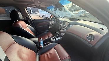 Продажа авто: Chevrolet Cruze: 2009 г., 1.6 л, Автомат, Бензин, Седан — 10
