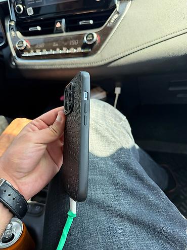15 pro 256: IPhone 15 Pro, 1 TB, Qara, Zəmanət — 7