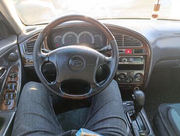 Hyundai: Hyundai Elantra: 2003 г., 1.6 л, Автомат, Бензин, Седан — 2